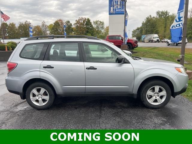 Photo of 2012 Ice Silver Metallic Subaru Forester
