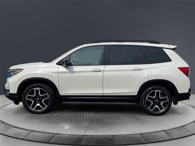 Photo of 2022 Platinum White Pearl Honda Passport