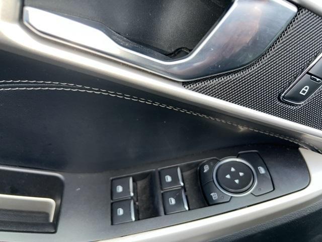 Photo of 2021 Oxford White Ford Explorer
