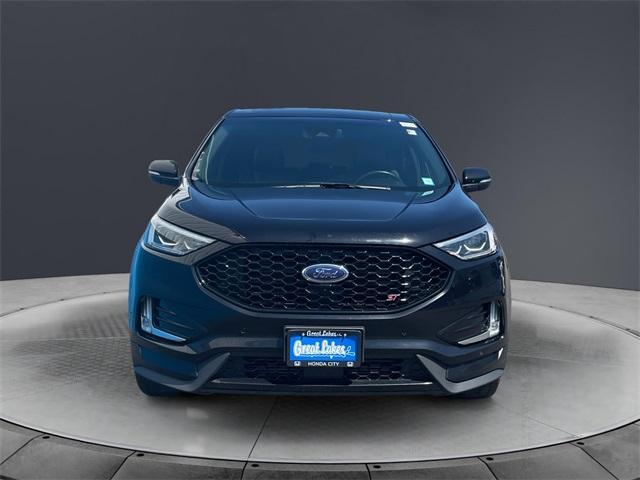 Photo of 2020 Agate Black Ford Edge