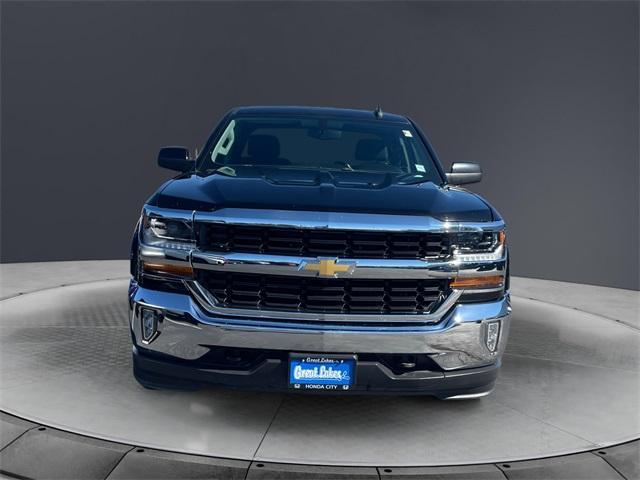 Photo of 2018 Black Chevrolet Silverado 1500