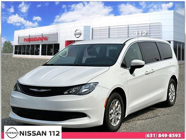 2022 Chrysler Voyager