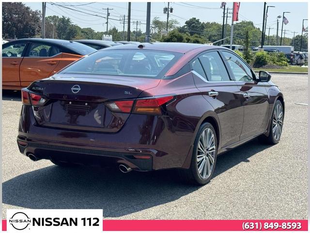 Photo of 2025 Garnet Pearl Metallic Nissan Altima