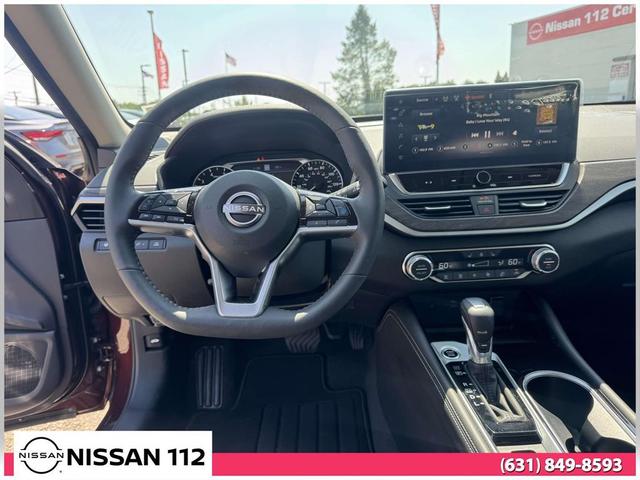 Photo of 2025 Garnet Pearl Metallic Nissan Altima