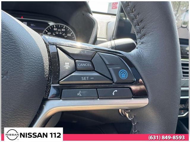 Photo of 2025 Garnet Pearl Metallic Nissan Altima