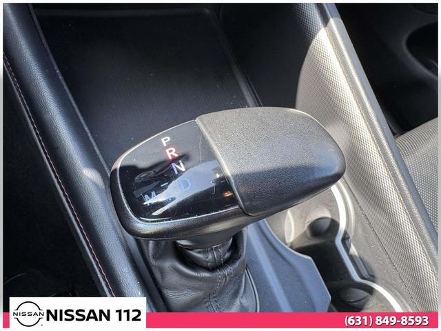 Photo of 2023 White Dodge Durango