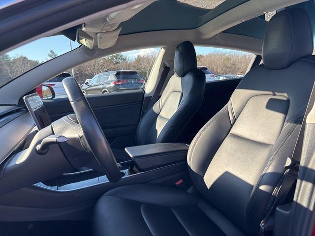 Photo of 2018 Red Multi-Coat Tesla Model 3