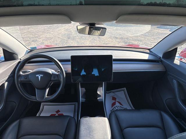Photo of 2018 Red Multi-Coat Tesla Model 3
