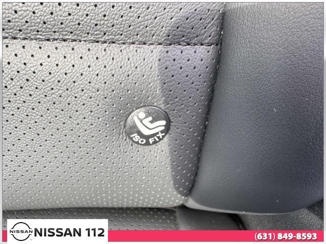 Photo of 2022 Lunar White INFINITI QX50
