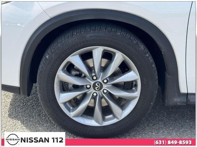 Photo of 2022 Lunar White INFINITI QX50
