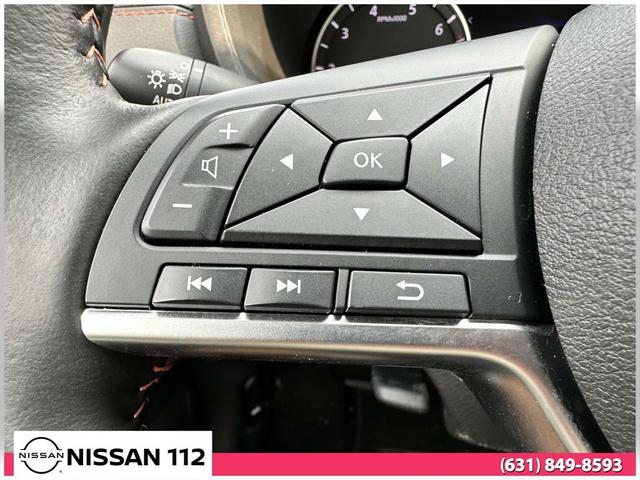Photo of 2025 Aspen White Nissan Sentra