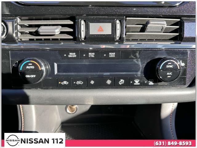 Photo of 2023 Super Black Nissan Pathfinder