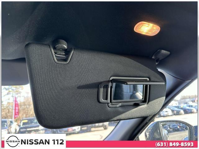 Photo of 2023 Super Black Nissan Pathfinder