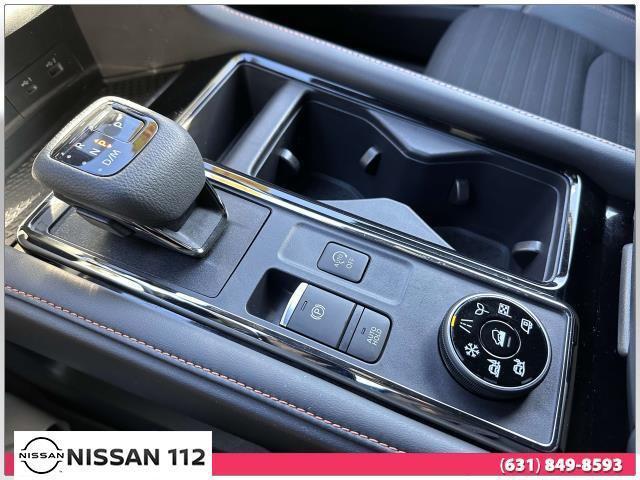 Photo of 2023 Super Black Nissan Pathfinder