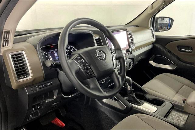 Photo of 2023 Black Nissan Frontier