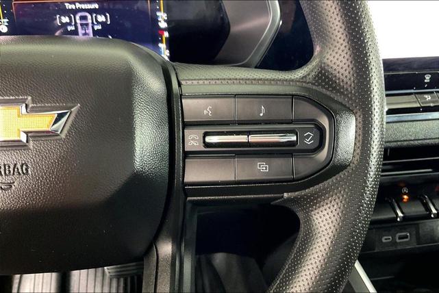 Photo of 2023 Summit White Chevrolet Colorado
