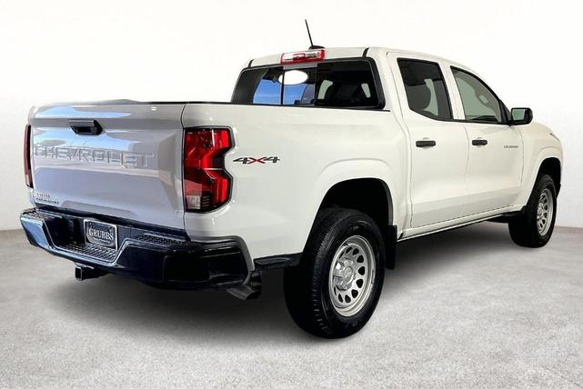 Photo of 2023 Summit White Chevrolet Colorado