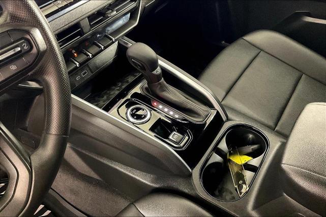 Photo of 2023 Summit White Chevrolet Colorado