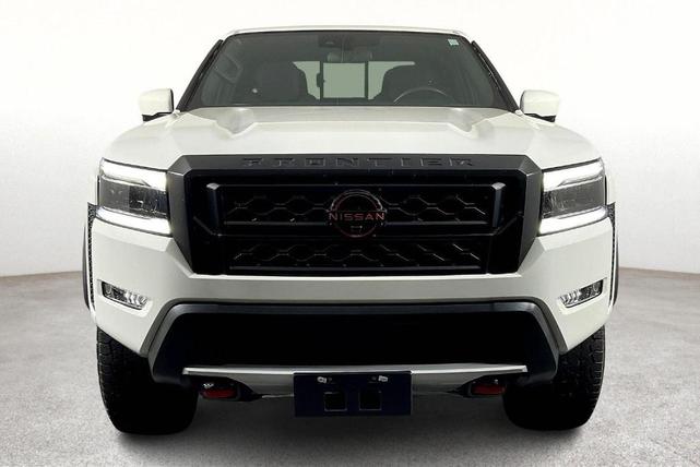Photo of 2023 Glacier White Nissan Frontier