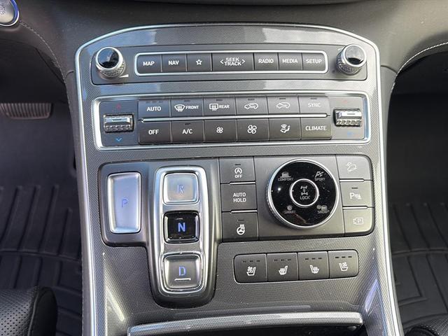 Photo of 2022 Quartz White Hyundai SANTA FE