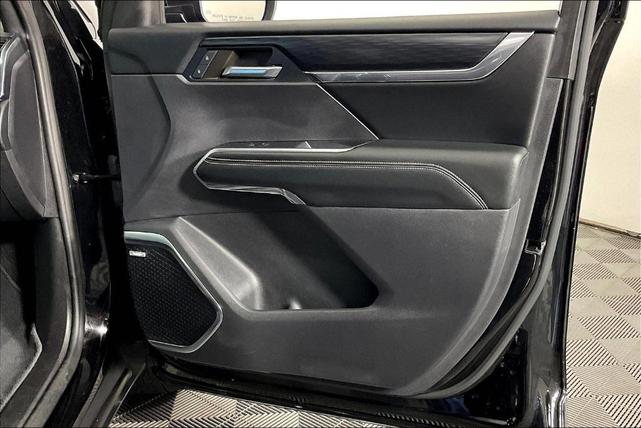 Photo of 2024 Ebony Twilight Metallic GMC Acadia