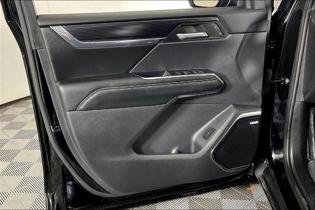 Photo of 2024 Ebony Twilight Metallic GMC Acadia