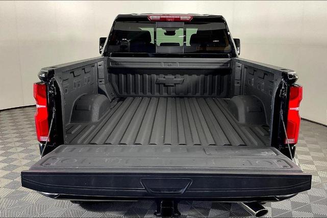 Photo of 2025 Black Chevrolet Silverado 2500