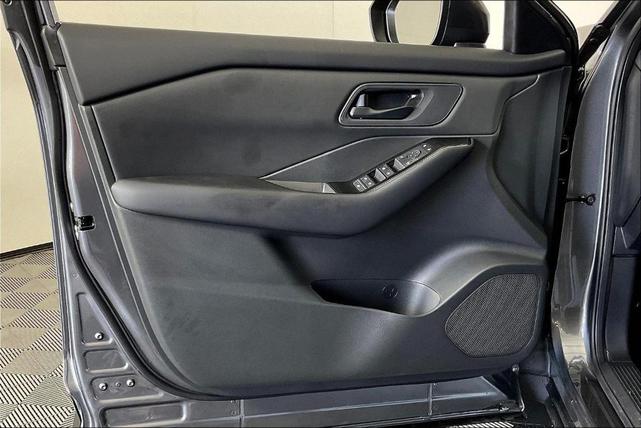 Photo of 2026 Gun Metallic Nissan Rogue