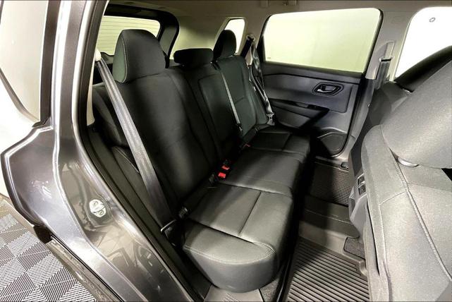 Photo of 2026 Gun Metallic Nissan Rogue