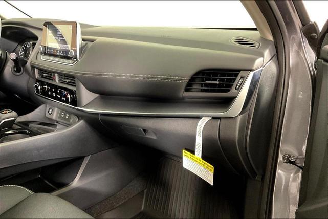 Photo of 2026 Gun Metallic Nissan Rogue