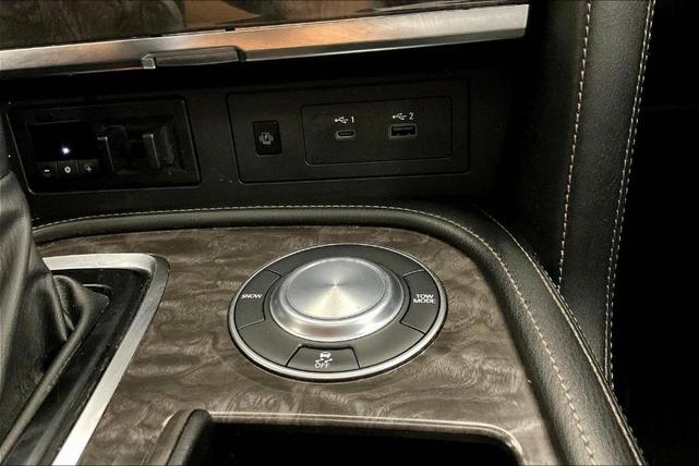 Photo of 2021 Coulis Red Nissan Armada