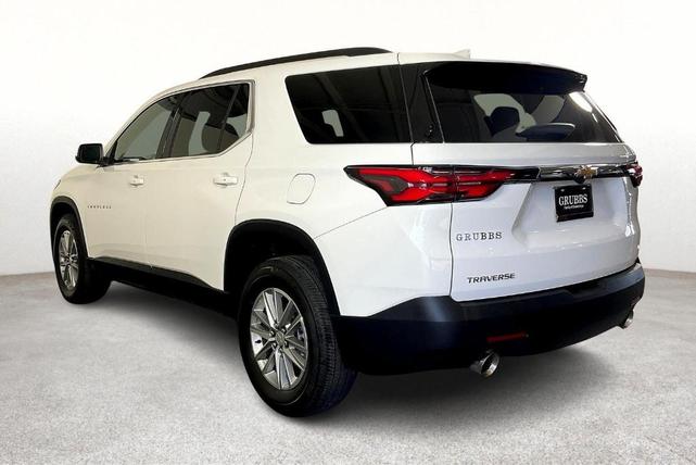 Photo of 2023 Summit White Chevrolet Traverse
