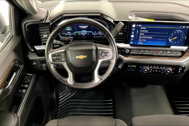 Photo of 2022 Summit White Chevrolet Silverado 1500