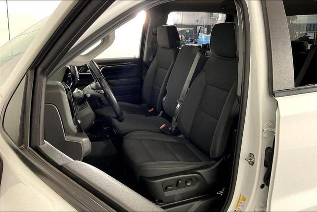 Photo of 2022 Summit White Chevrolet Silverado 1500