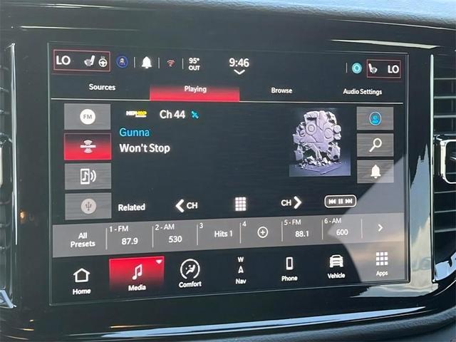 Photo of 2025 Octane Red Pearlcoat Dodge Durango