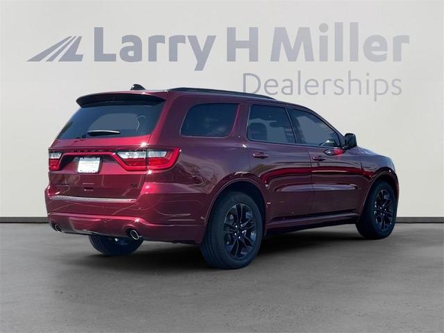 Photo of 2025 Octane Red Pearlcoat Dodge Durango