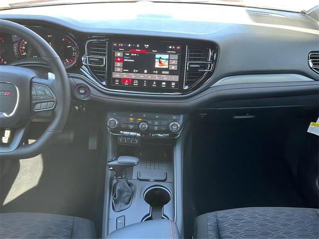 Photo of 2025 Octane Red Pearlcoat Dodge Durango