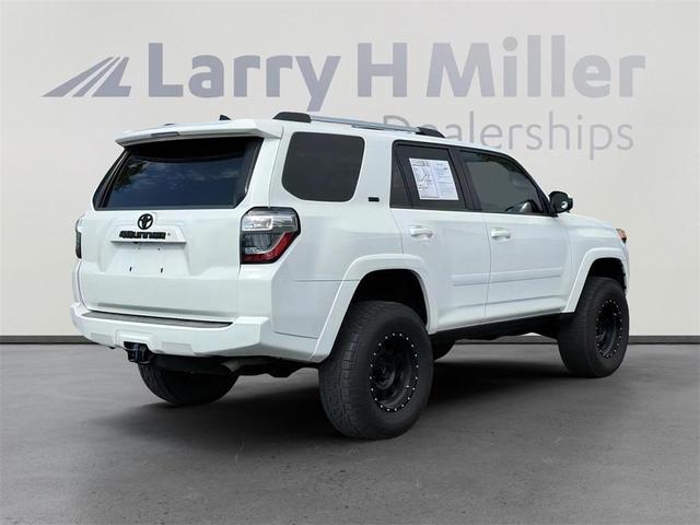 Photo of 2020 Super White Toyota 4Runner