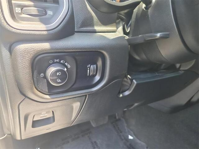 Photo of 2024 Bright White Clearcoat RAM 1500