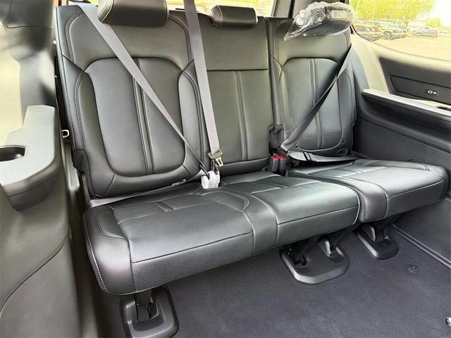 Photo of 2025 Diamond Black Jeep Wagoneer