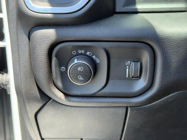 Photo of 2025 Bright White Clearcoat RAM 2500
