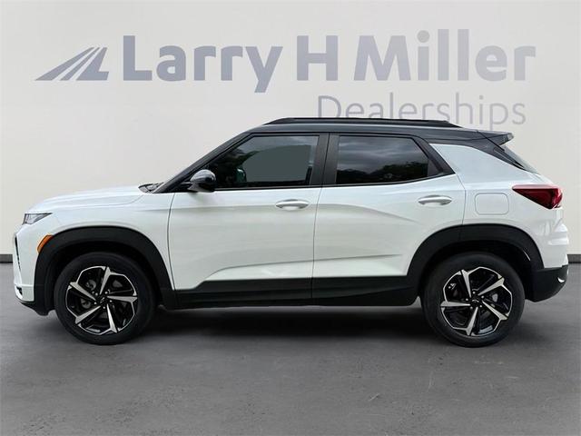 Photo of 2022 Iridescent Pearl Tricoat Chevrolet Trailblazer