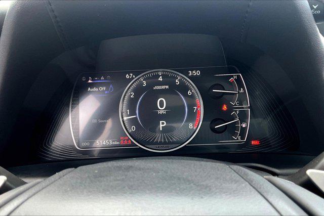 Photo of 2019 Eminent White Pearl Lexus ES 350