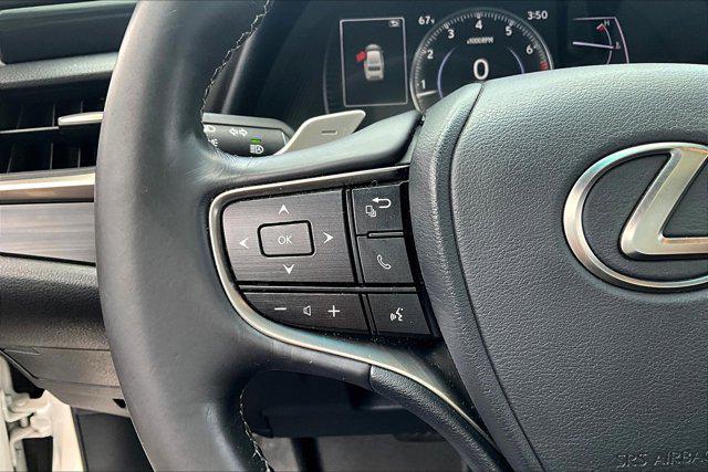 Photo of 2019 Eminent White Pearl Lexus ES 350