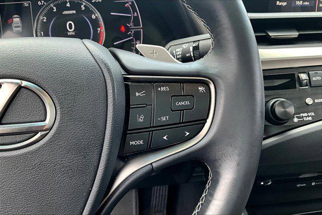 Photo of 2019 Eminent White Pearl Lexus ES 350