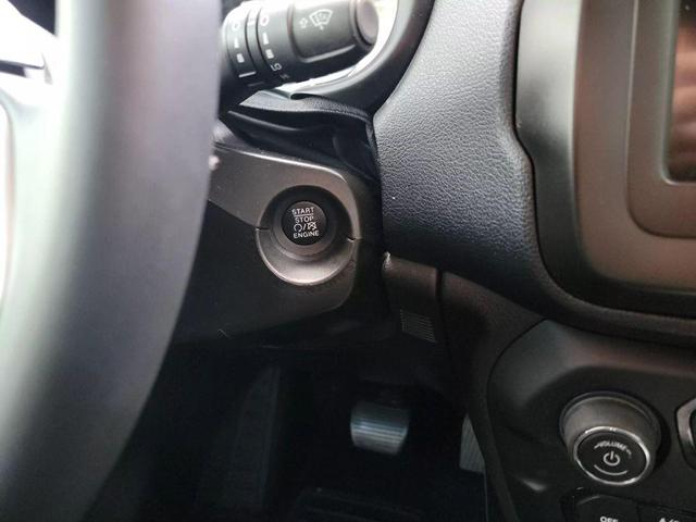 Photo of 2019 Black Clearcoat Jeep Renegade
