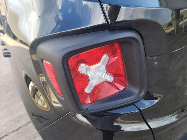 Photo of 2019 Black Clearcoat Jeep Renegade