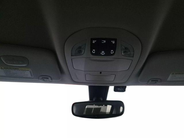 Photo of 2019 Gray Chrysler Pacifica