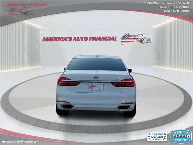 Photo of 2016 White BMW 740