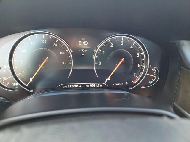 Photo of 2016 White BMW 740